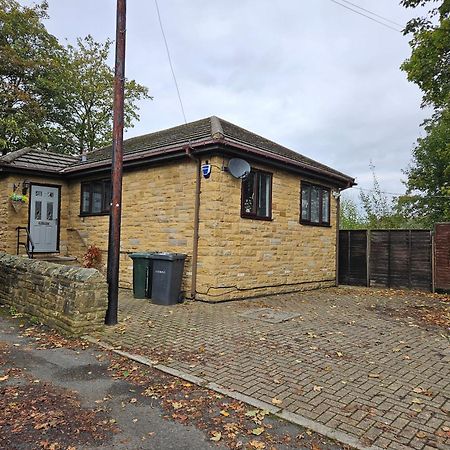 Lister Park Bradford 2Bed Detached Cottage House Parking Cinema Screen Games Room Exterior foto